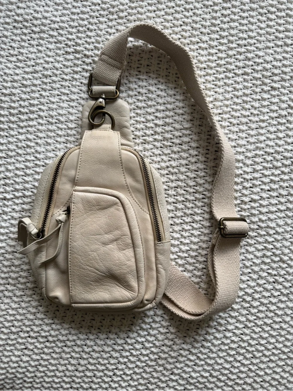 NWOT Free People Crossbody Bag - Picture 2 of 6